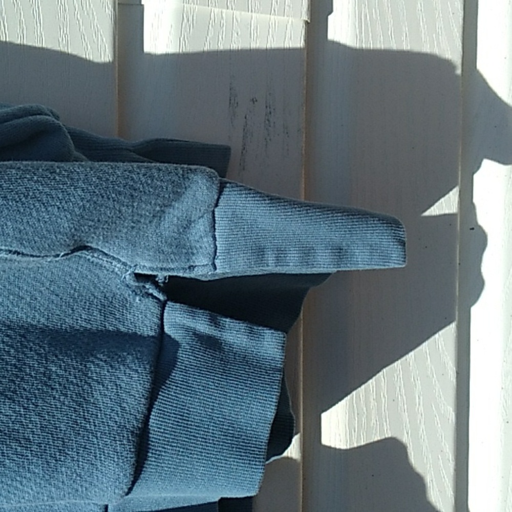 Three dots sweatshirt - Picture 5 of 7